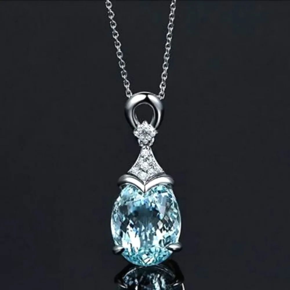 NewโLightโBlueย TopazโNecklaceโPendant